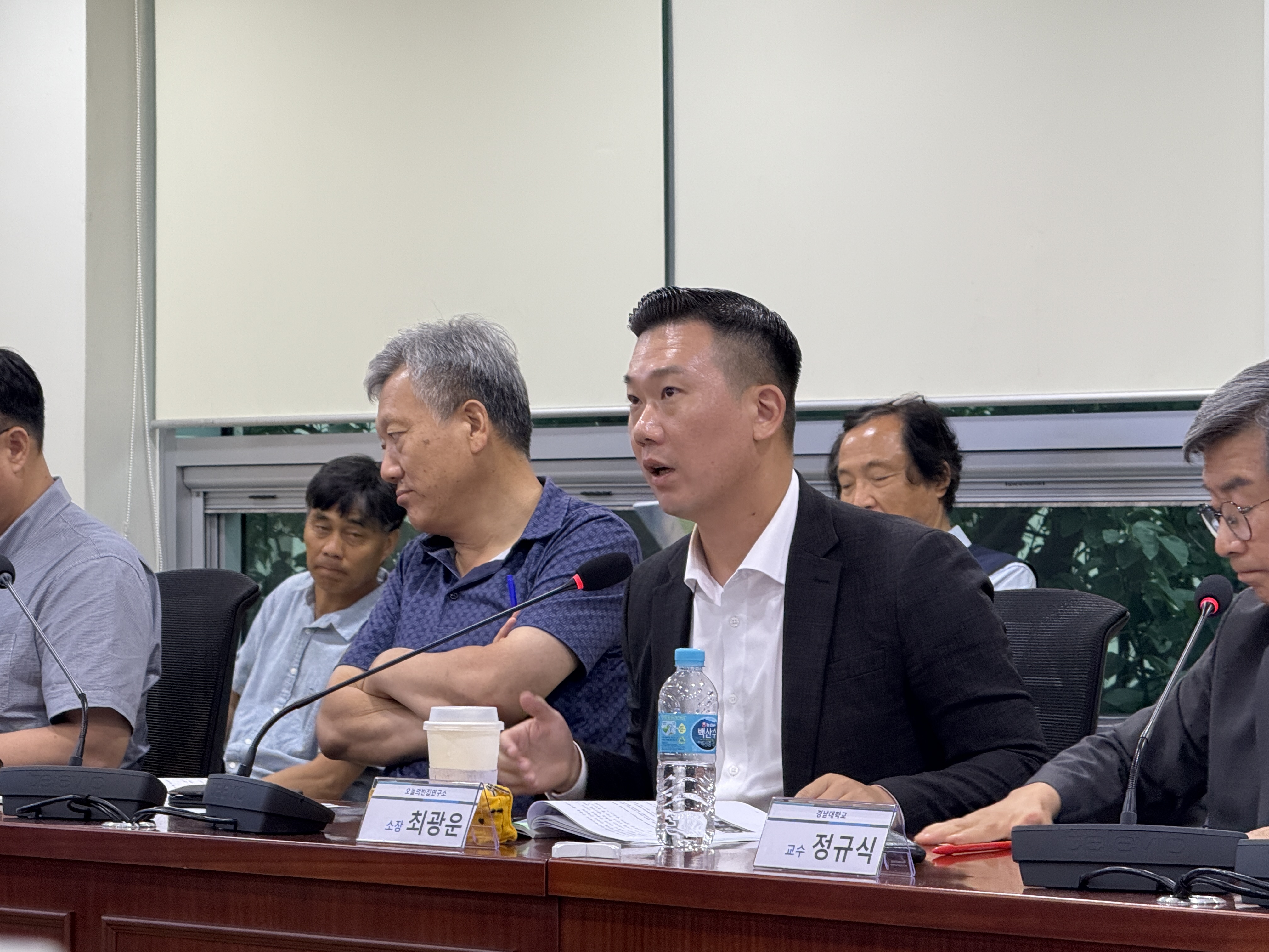 버려진 집, 지역을 살리는 거점으로. [오늘의 빈집 연구소]의 목소리